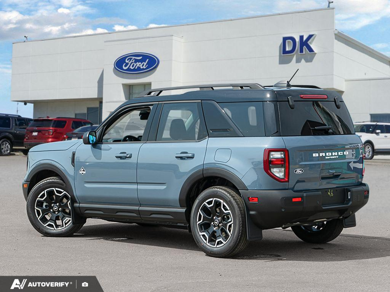 NEW 2026 Ford Bronco Sport Outer Banks - Azure Grey Metallic Tri-coat Exterior / EBONY/ROAST, PREMIUM TRIMMED HTD FRONT BUCKET SEATS Interior - $43,353 - Stock #D60696 - VIN 3FMCR9CN4TRE86844 - Photo 4