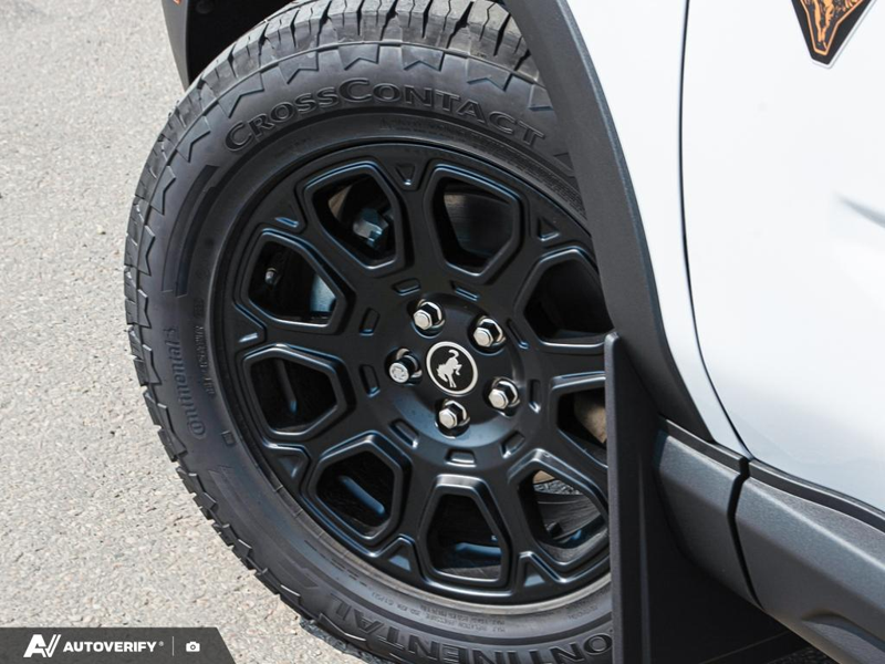 NEW 2026 Ford Bronco Sport Badlands - Oxford White Exterior / DARK SPACE GREY, ACTIVEX TRIMMED HTD FR SPORT CONTOUR BUCKET SEA Interior - $46,863 - Stock #D60695 - VIN 3FMCR9DA5TRF07065 - Photo 6
