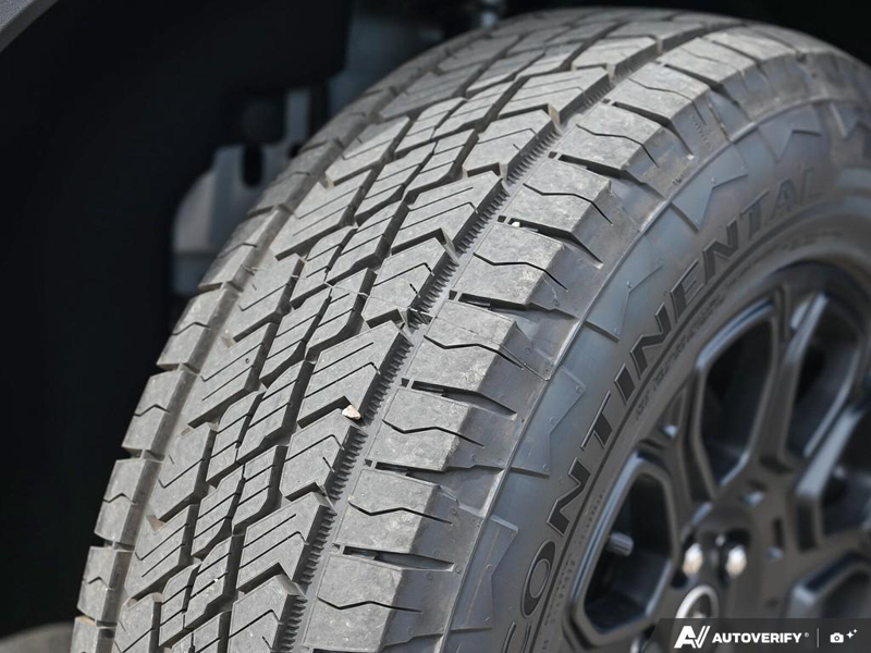 NEW 2026 Ford Bronco Sport Badlands - Azure Grey Metallic Tri-coat Exterior / DARK SPACE GREY LEATHER Interior - $48,914 - Stock #E60854 - VIN 3FMCR9DA6TRE86789 - Photo 7
