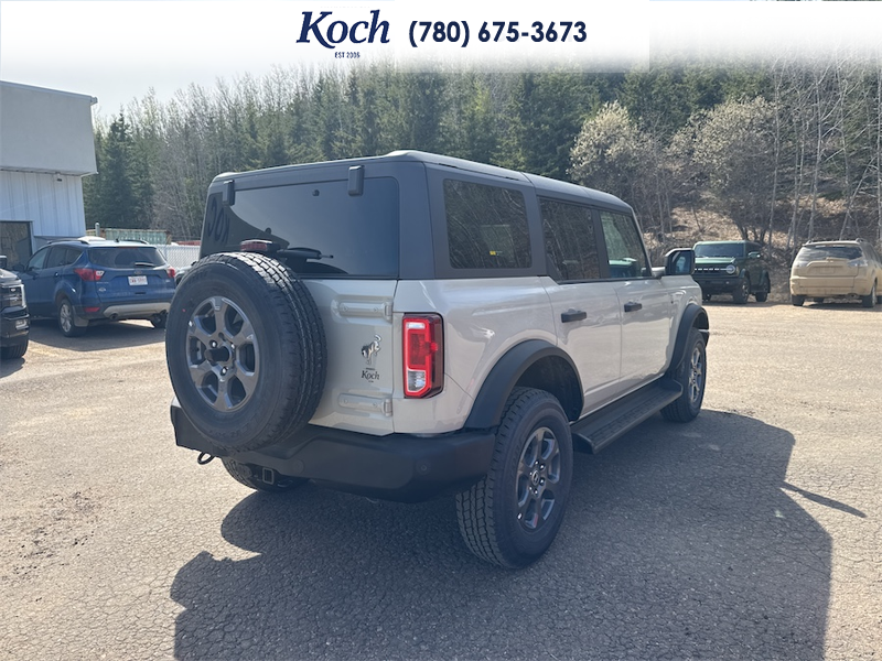 NEW 2026 Ford Bronco Big Bend - Desert Sand Exterior / VINYL SANDSTONE/BLACK SEATS Interior - $63,860 - Stock #A26147 - VIN 1FMDE7BH5TLA62524 - Photo 11