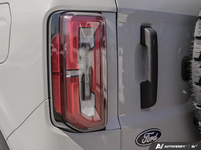 NEW 2026 Ford Bronco Outer Banks - Avalanche Exterior / BLACK ONYX LEATHER TRIM/VINYL Interior - $73,939 - Stock #E60286 - VIN 1FMEE8BP3TLA46727 - Photo 13