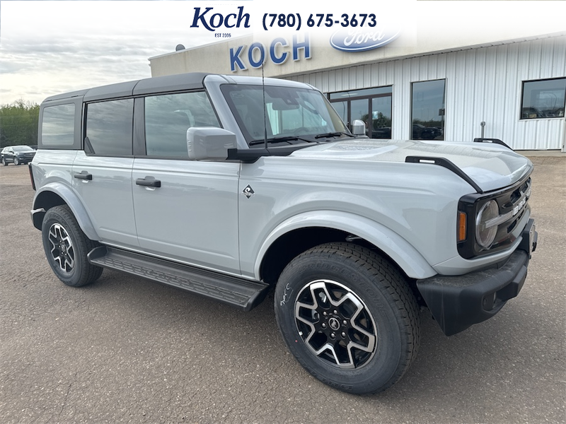 NEW 2026 Ford Bronco Outer Banks - Avalanche Exterior / BLACK ONYX LEATHER TRIM/VINYL Interior - $72,340 - Stock #A26078 - VIN 1FMDE8BH6TLA58407 - Photo 15