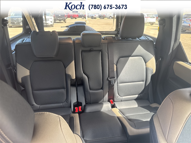 NEW 2026 Ford Bronco Big Bend - Desert Sand Exterior / VINYL SANDSTONE/BLACK SEATS Interior - $63,860 - Stock #A26147 - VIN 1FMDE7BH5TLA62524 - Photo 34