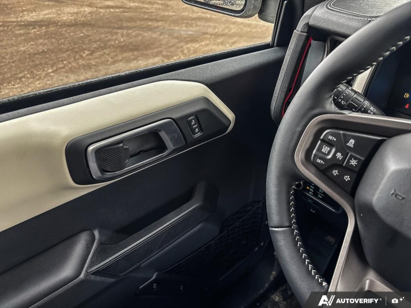 NEW 2026 Ford Bronco Outer Banks 60th Anniversary Edition - Wimbledon White Exterior / BLACK ONYX-LEATHER/VINYL Interior - $73,857 - Stock #E60681 - VIN 1FMEE8BH0TLA92542 - Photo 17