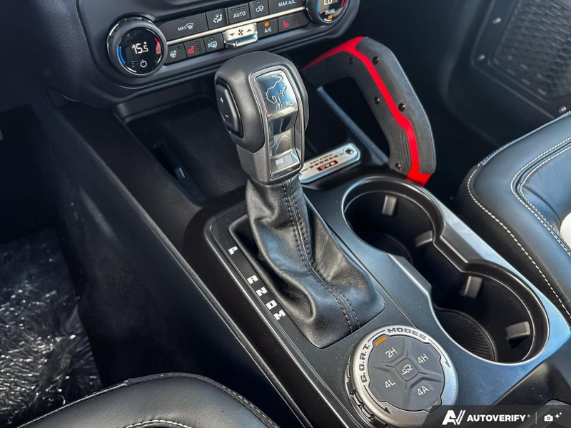 NEW 2026 Ford Bronco Outer Banks 60th Anniversary Edition - Wimbledon White Exterior / BLACK ONYX-LEATHER/VINYL Interior - $78,930 - Stock #E60989 - VIN 1FMEE8BP8TLB22474 - Photo 18