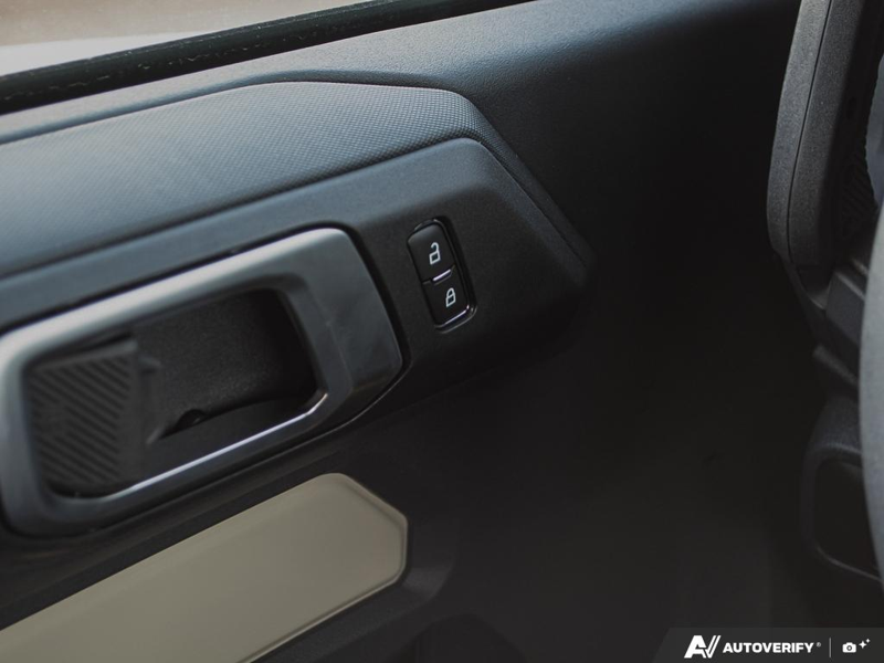 NEW 2026 Ford Bronco Base Sasquatch Manual - Desert Sand Exterior / BLACK CLOTH GREY Interior - $62,708 - Stock #E60575 - VIN 1FMDE6AH0TLA75175 - Photo 18