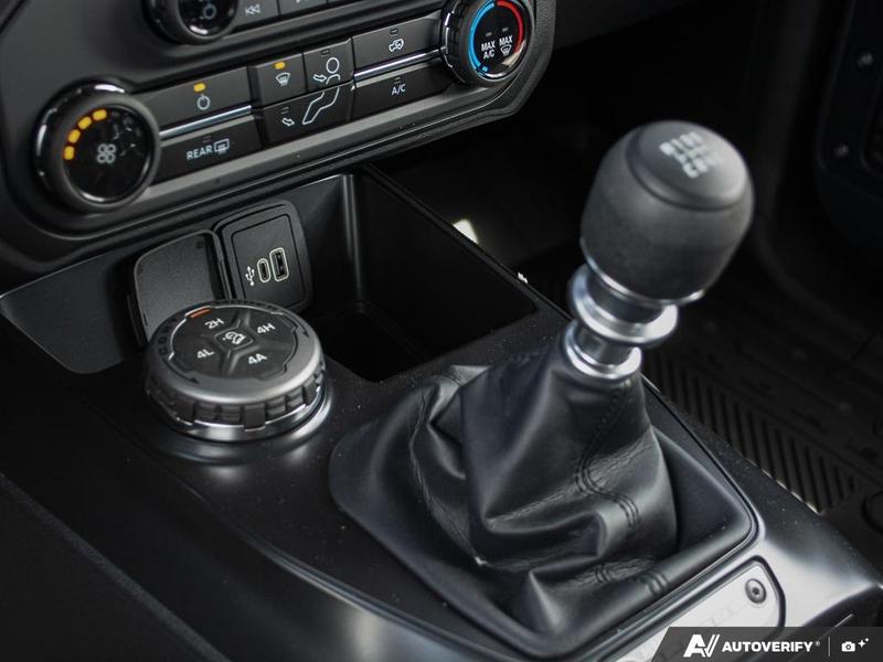 NEW 2026 Ford Bronco Base Sasquatch Manual - Desert Sand Exterior / BLACK CLOTH GREY Interior - $65,809 - Stock #E60575 - VIN 1FMDE6AH0TLA75175 - Photo 20