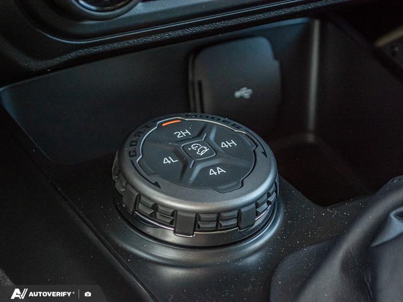 NEW 2026 Ford Bronco Badlands - Avalanche Exterior / BLACK LEATHER TRIM VINYL Interior - $89,308 - Stock #D60159 - VIN 1FMEE9BH8TLA44065 - Photo 19