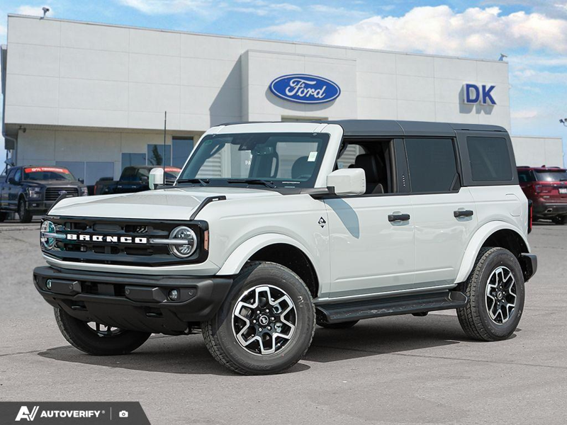 NEW 2026 Ford Bronco Outer Banks - Avalanche Grey Exterior / BLACK ONYX LEATHER TRIM/VINYL Interior - $67,419 - Stock #D60694 - VIN 1FMEE8BPXTLB33704 - Photo 1