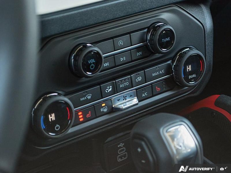 NEW 2026 Ford Bronco Heritage Edition - Ruby Red Tri-coat Metallic Exterior / BLACK ONYX-PLAID CLOTH NAVY PIER SEATS Interior - $76,259 - Stock #E60227 - VIN 1FMEE4DP9TLA42011 - Photo 21