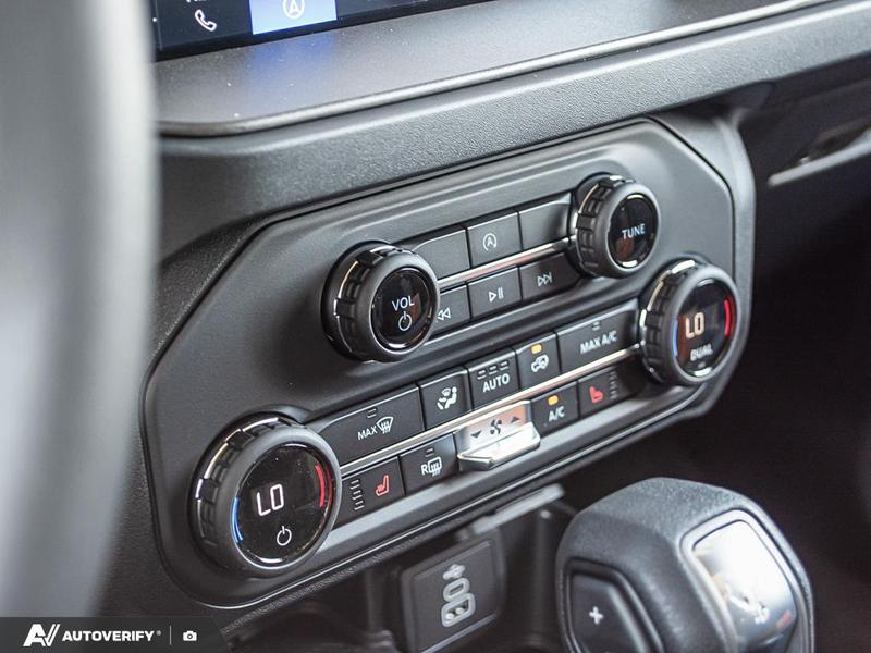 NEW 2026 Ford Bronco Big Bend - Shadow Black Exterior / BLACK CLOTH GREY Interior - $60,748 - Stock #D60480 - VIN 1FMDE7BH8TLA88826 - Photo 21