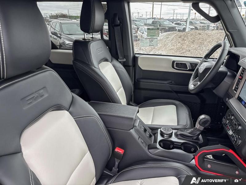 NEW 2026 Ford Bronco Outer Banks 60th Anniversary Edition - Wimbledon White Exterior / BLACK ONYX-LEATHER/VINYL Interior - $84,724 - Stock #E60186 - VIN 1FMEE8BP9TLA47123 - Photo 22