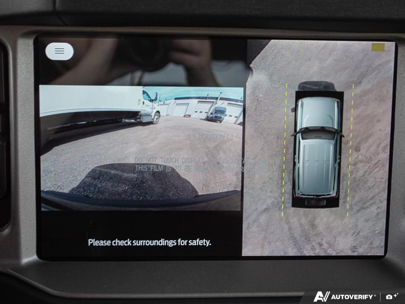 NEW 2026 Ford Bronco Outer Banks - Avalanche Exterior / BLACK ONYX LEATHER TRIM VINYL Interior - $69,839 - Stock #E60576 - VIN 1FMDE8BH1TLA78970 - Photo 23