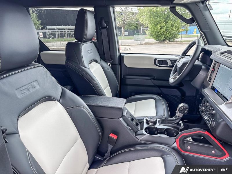 NEW 2026 Ford Bronco Outer Banks 60th Anniversary Edition - Wimbledon White Exterior / BLACK ONYX-LEATHER/VINYL Interior - $88,624 - Stock #E60716 - VIN 1FMEE8BPXTLB02498 - Photo 22