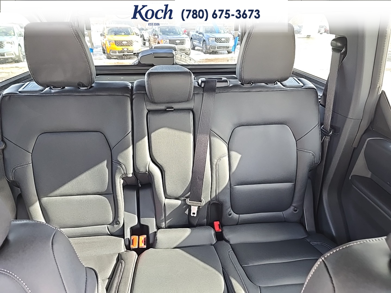 NEW 2026 Ford Bronco Big Bend - Carbonized Grey Metallic Exterior / CARMELO PLATINUM LEATHER BUCKET Interior - $64,730 - Stock #A26033 - VIN 1FMDE7BH6TLA44727 - Photo 22