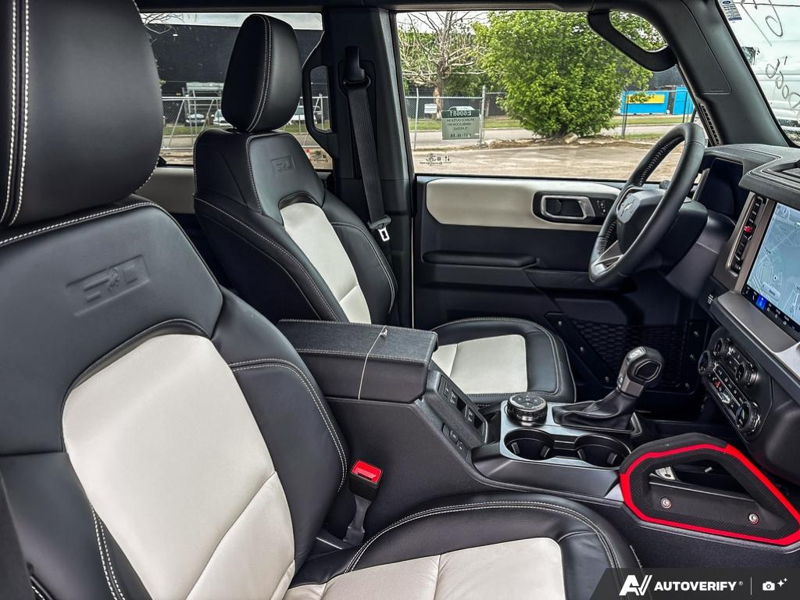NEW 2026 Ford Bronco Outer Banks 60th Anniversary Edition - Wimbledon White Exterior / BLACK ONYX-LEATHER/VINYL Interior - $73,857 - Stock #E60681 - VIN 1FMEE8BH0TLA92542 - Photo 22