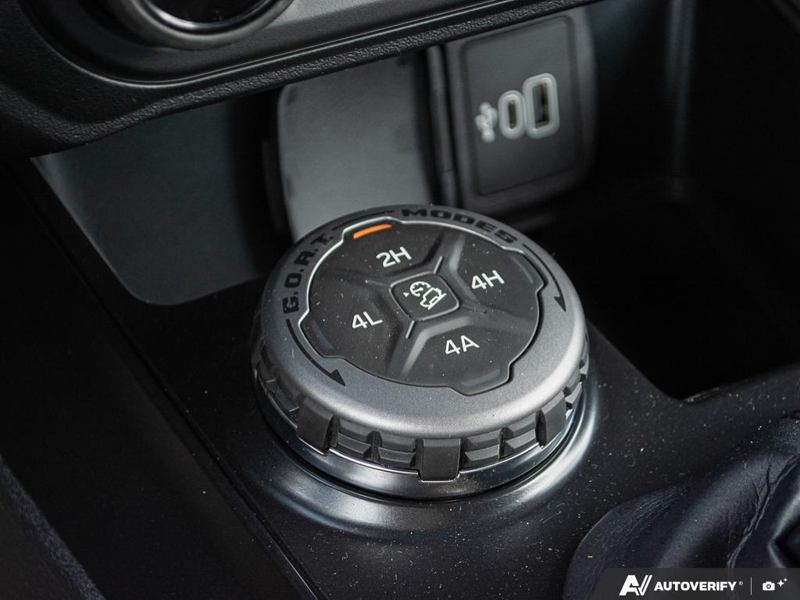 NEW 2026 Ford Bronco Base Sasquatch Manual - Avalanche Exterior / BLACK CLOTH GREY Interior - $61,356 - Stock #E60239 - VIN 1FMDE6AH1TLA43559 - Photo 23