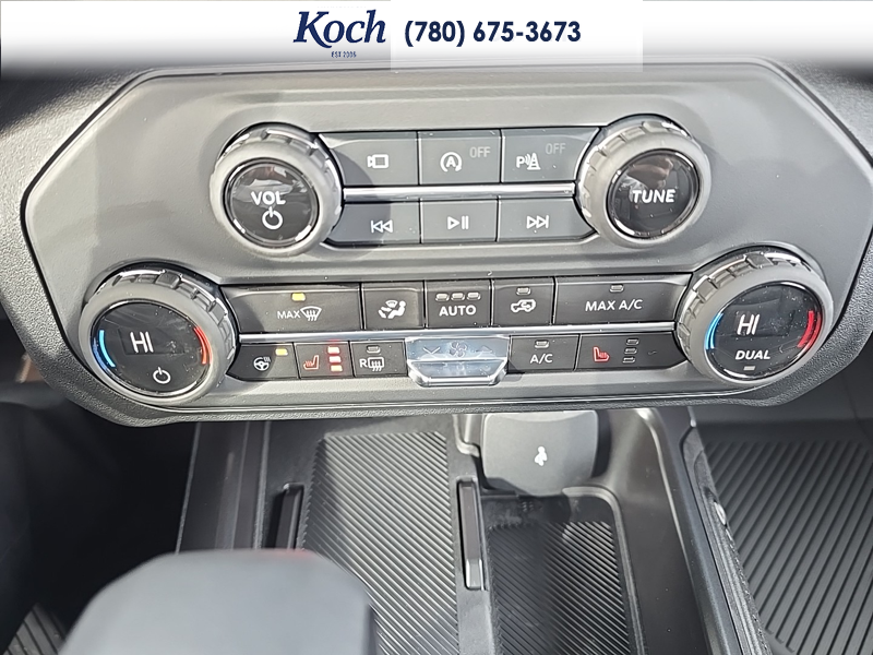 NEW 2026 Ford Bronco Outer Banks - Avalanche Exterior / BLACK ONYX LEATHER TRIM/VINYL Interior - $71,590 - Stock #A26078 - VIN 1FMDE8BH6TLA58407 - Photo 24