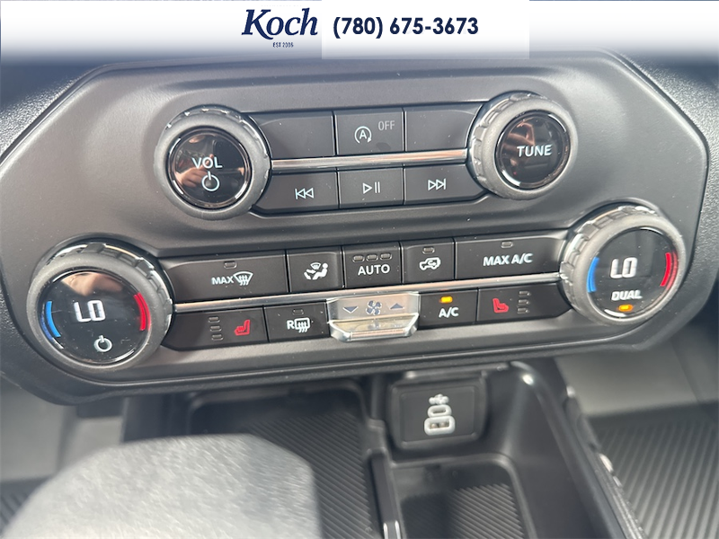 NEW 2026 Ford Bronco Big Bend - Velocity Blue Metallic Exterior / CARMELO PLATINUM LEATHER BUCKET Interior - $65,665 - Stock #A26120 - VIN 1FMDE7BH5TLA61924 - Photo 24