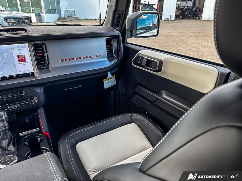NEW 2026 Ford Bronco Outer Banks 60th Anniversary Edition - Wimbledon White Exterior / BLACK ONYX-LEATHER/VINYL Interior - $78,930 - Stock #E60989 - VIN 1FMEE8BP8TLB22474 - Photo 25