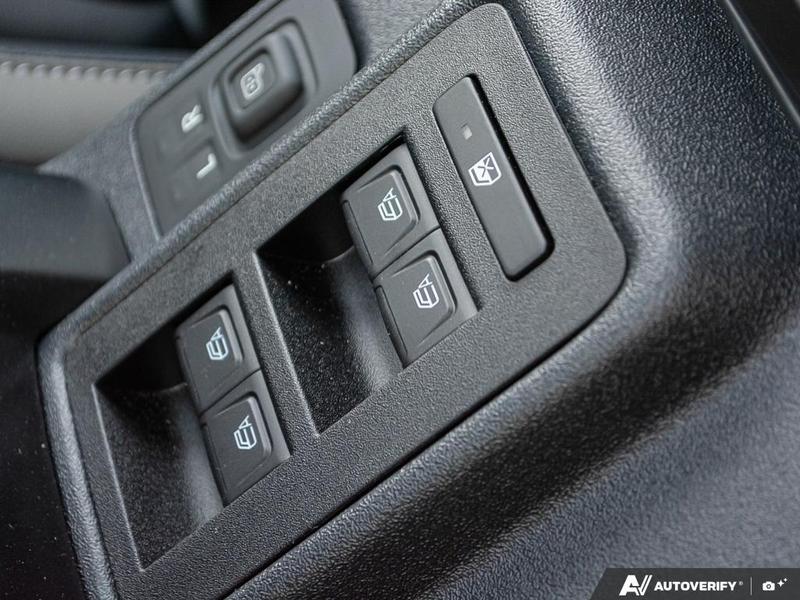 NEW 2026 Ford Bronco Outer Banks - Avalanche Exterior / BLACK ONYX LEATHER TRIM VINYL Interior - $69,839 - Stock #E60576 - VIN 1FMDE8BH1TLA78970 - Photo 27