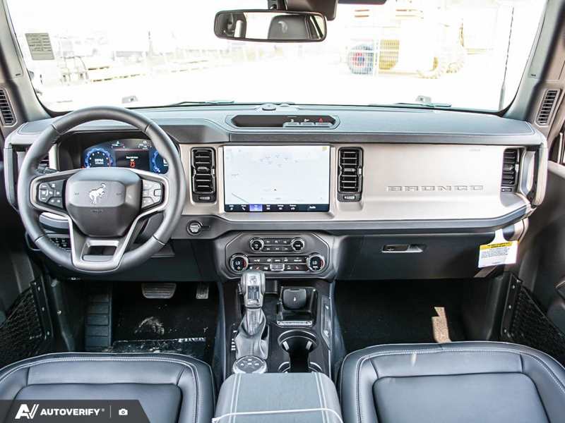 NEW 2026 Ford Bronco Outer Banks - Avalanche Grey Exterior / BLACK ONYX LEATHER TRIM/VINYL Interior - $67,419 - Stock #D60694 - VIN 1FMEE8BPXTLB33704 - Photo 26