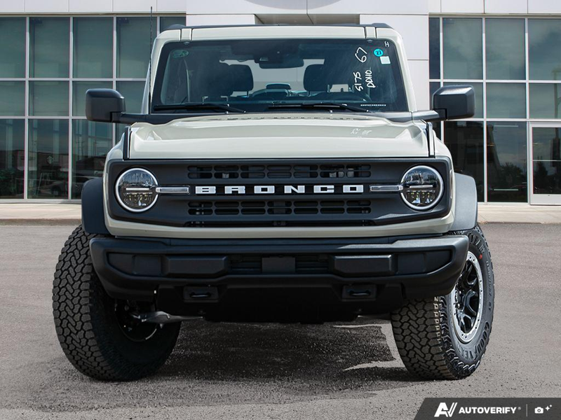 NEW 2026 Ford Bronco Base Sasquatch Manual - Avalanche Exterior / BLACK CLOTH GREY Interior - $61,356 - Stock #E60239 - VIN 1FMDE6AH1TLA43559 - Photo 2