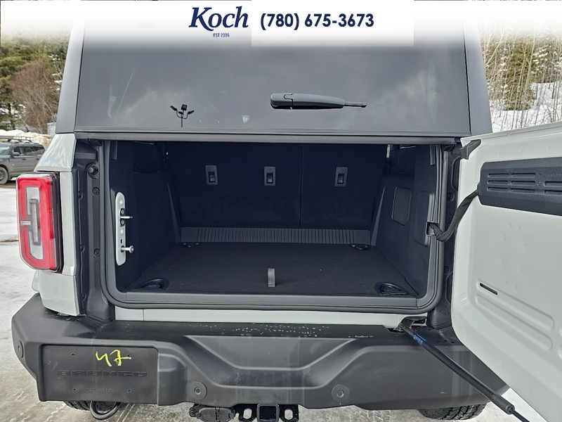 NEW 2026 Ford Bronco Outer Banks - Avalanche Exterior / BLACK ONYX LEATHER TRIM/VINYL Interior - $71,590 - Stock #A26078 - VIN 1FMDE8BH6TLA58407 - Photo 39