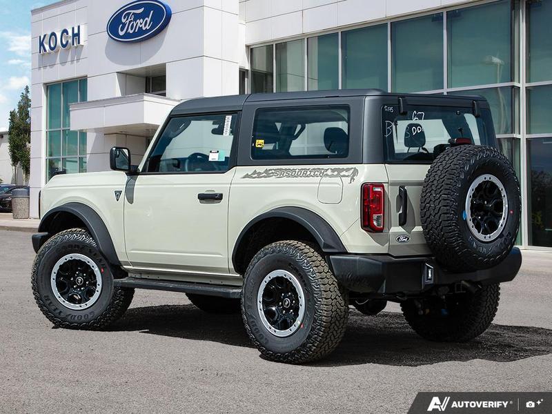 NEW 2026 Ford Bronco Base Sasquatch Manual - Desert Sand Exterior / BLACK CLOTH GREY Interior - $65,809 - Stock #E60575 - VIN 1FMDE6AH0TLA75175 - Photo 4