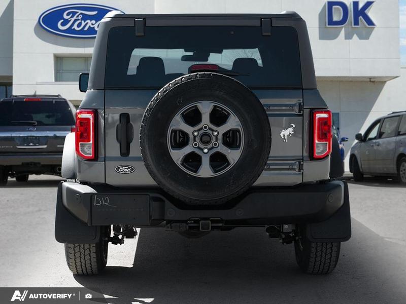 NEW 2026 Ford Bronco Big Bend - Carbonized Grey Metallic Exterior / BLACK CLOTH GREY Interior - $57,798 - Stock #D60400 - VIN 1FMDE7BH4TLA78021 - Photo 5