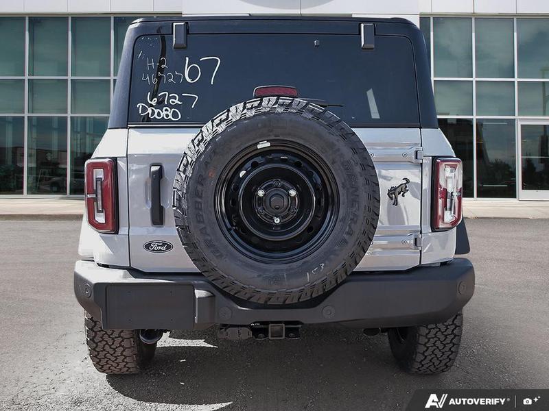 NEW 2026 Ford Bronco Outer Banks - Avalanche Exterior / BLACK ONYX LEATHER TRIM/VINYL Interior - $73,939 - Stock #E60286 - VIN 1FMEE8BP3TLA46727 - Photo 5