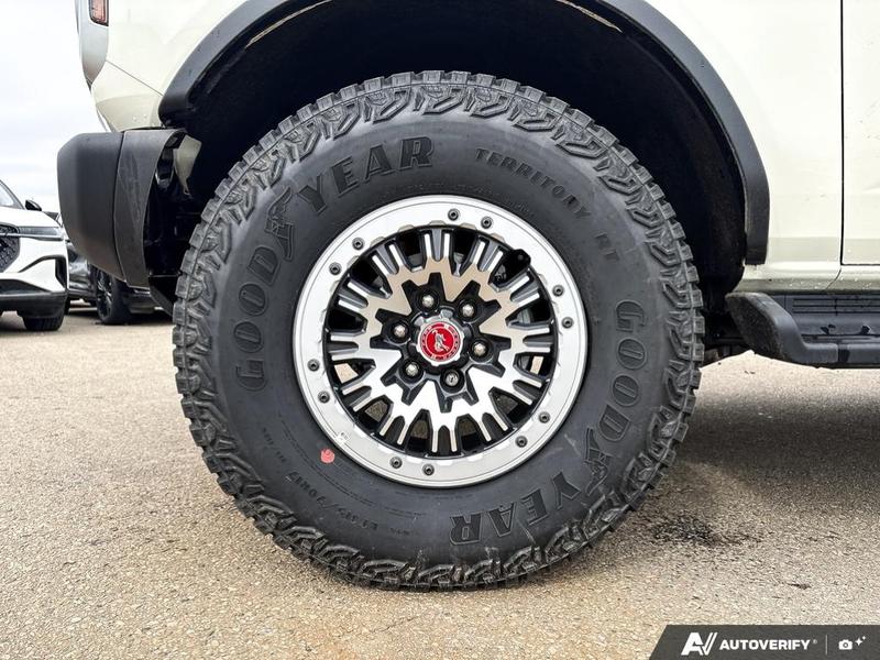 NEW 2026 Ford Bronco Outer Banks 60th Anniversary Edition - Wimbledon White Exterior / BLACK ONYX-LEATHER/VINYL Interior - $84,724 - Stock #E60186 - VIN 1FMEE8BP9TLA47123 - Photo 6