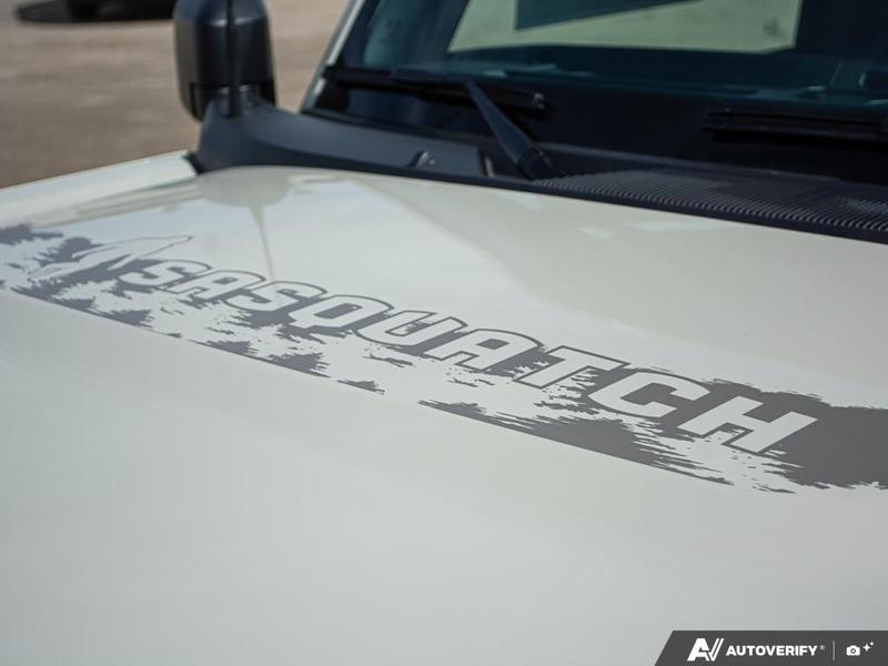 NEW 2026 Ford Bronco Base Sasquatch Manual - Desert Sand Exterior / BLACK CLOTH GREY Interior - $65,809 - Stock #E60575 - VIN 1FMDE6AH0TLA75175 - Photo 6