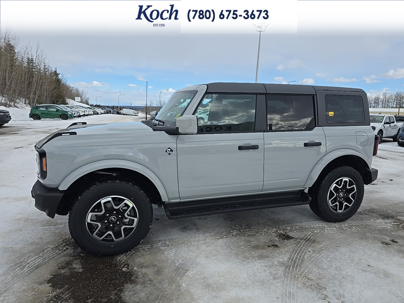 NEW 2026 Ford Bronco Outer Banks - Avalanche Exterior / BLACK ONYX LEATHER TRIM/VINYL Interior - $71,590 - Stock #A26078 - VIN 1FMDE8BH6TLA58407 - Photo 6