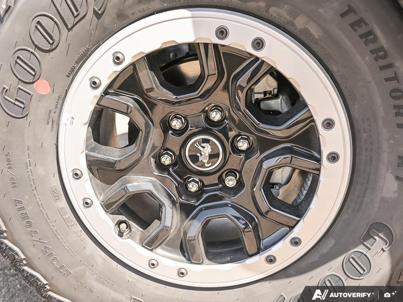 NEW 2026 Ford Bronco Base Sasquatch Manual Trans - Marsh Gray Exterior / BLACK CLOTH GREY Interior - $65,799 - Stock #E60185 - VIN 1FMDE6AH9TLA43471 - Photo 6