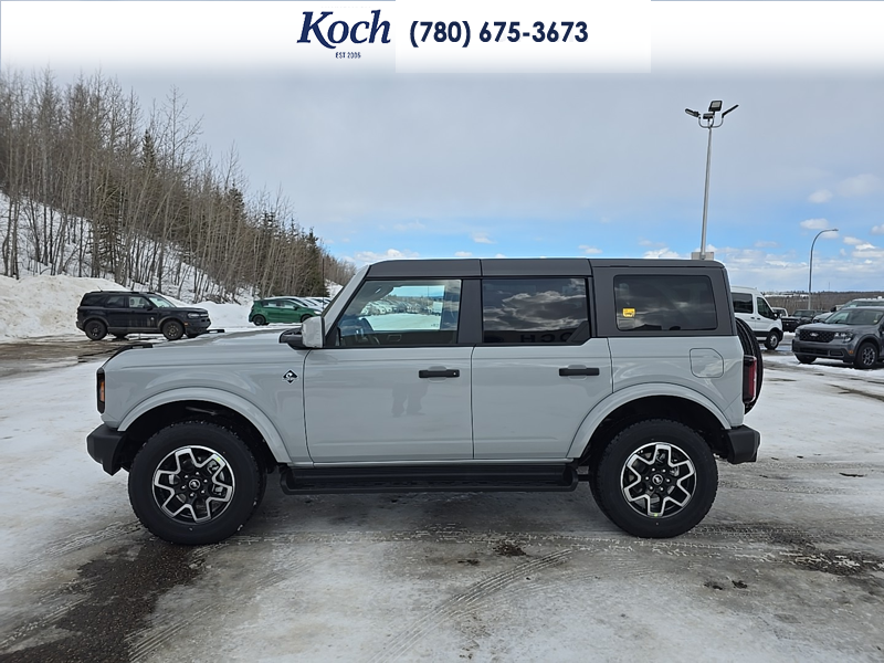 NEW 2026 Ford Bronco Outer Banks - Avalanche Exterior / BLACK ONYX LEATHER TRIM/VINYL Interior - $71,590 - Stock #A26078 - VIN 1FMDE8BH6TLA58407 - Photo 7