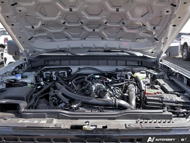 NEW 2026 Ford Bronco Outer Banks - Avalanche Exterior / BLACK ONYX LEATHER TRIM/VINYL Interior - $73,939 - Stock #E60286 - VIN 1FMEE8BP3TLA46727 - Photo 8