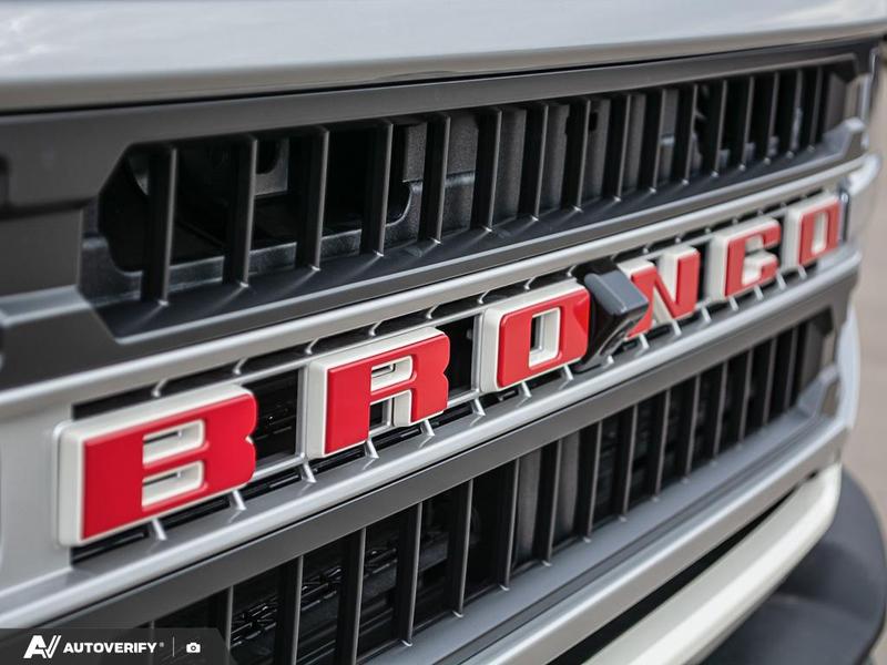 NEW 2026 Ford Bronco Outer Banks - Wimbledon White Exterior / BLACK ONYX-LEATHER/VINYL Interior - $81,663 - Stock #D60363 - VIN 1FMEE8BH4TLA54263 - Photo 9