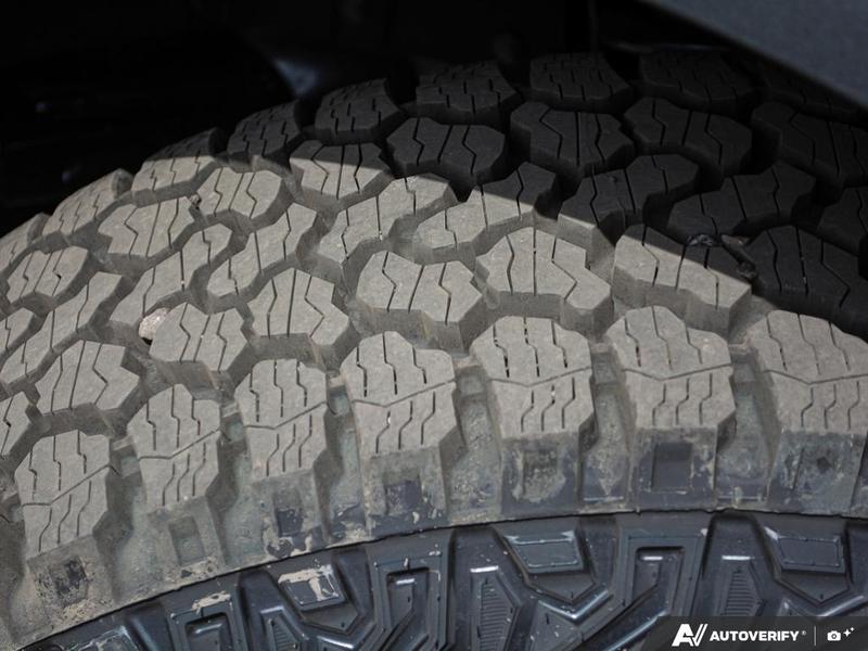 NEW 2026 Ford Bronco Base Sasquatch Manual - Desert Sand Exterior / BLACK CLOTH GREY Interior - $65,809 - Stock #E60575 - VIN 1FMDE6AH0TLA75175 - Photo 9