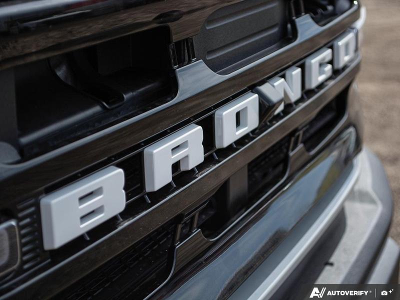 NEW 2026 Ford Bronco Outer Banks - Avalanche Exterior / BLACK ONYX LEATHER TRIM VINYL Interior - $69,839 - Stock #E60576 - VIN 1FMDE8BH1TLA78970 - Photo 9