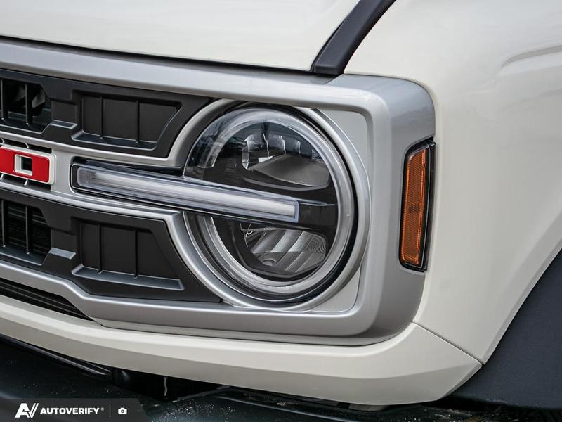NEW 2026 Ford Bronco Outer Banks - Wimbledon White Exterior / BLACK ONYX-LEATHER/VINYL Interior - $81,663 - Stock #D60363 - VIN 1FMEE8BH4TLA54263 - Photo 10