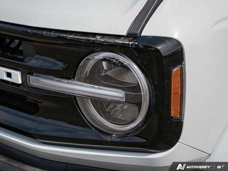 NEW 2026 Ford Bronco Outer Banks - Avalanche Exterior / BLACK ONYX LEATHER TRIM VINYL Interior - $69,839 - Stock #E60576 - VIN 1FMDE8BH1TLA78970 - Photo 10