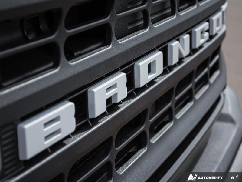 NEW 2026 Ford Bronco Base - Shadow Black Exterior / BLACK CLOTH GREY Interior - $49,937 - Stock #E60542 - VIN 1FMDE6AH9TLA76647 - Photo 9
