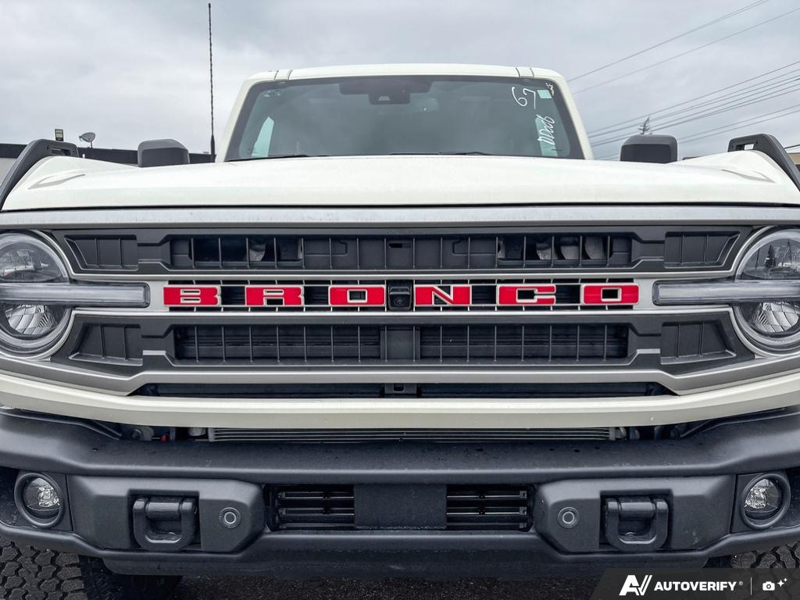 NEW 2026 Ford Bronco Outer Banks 60th Anniversary Edition - Wimbledon White Exterior / BLACK ONYX-LEATHER/VINYL Interior - $73,857 - Stock #E60681 - VIN 1FMEE8BH0TLA92542 - Photo 9