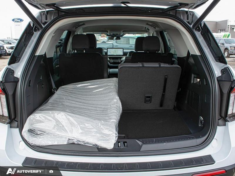 NEW 2026 Ford Explorer Active - Space White Metallic Exterior / DARK SPACE GREY ACTIVEX Interior - $56,857 - Stock #D60254 - VIN 1FMUK8DH9TGB01975 - Photo 11