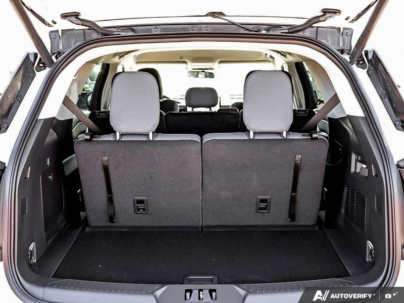 NEW 2026 Ford Explorer Active - Oxford White Exterior / DARK SPACE GRAY CLOTH Interior - $56,624 - Stock #E60258 - VIN 1FMUK8DH5TGA82812 - Photo 11