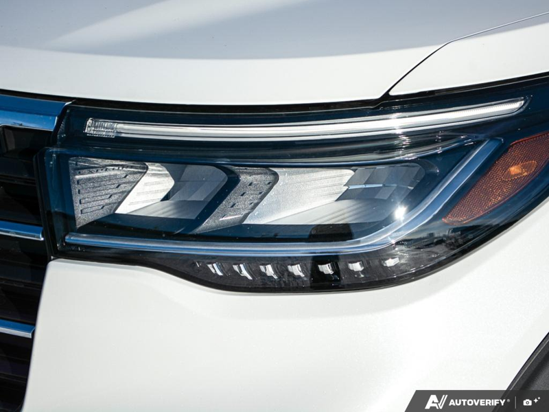 NEW 2026 Ford Explorer Active - Star White Tri-coat Metallic Exterior / DARK SPACE GREY ACTIVEX Interior - $59,819 - Stock #E60256 - VIN 1FMUK8DHXTGA82398 - Photo 10