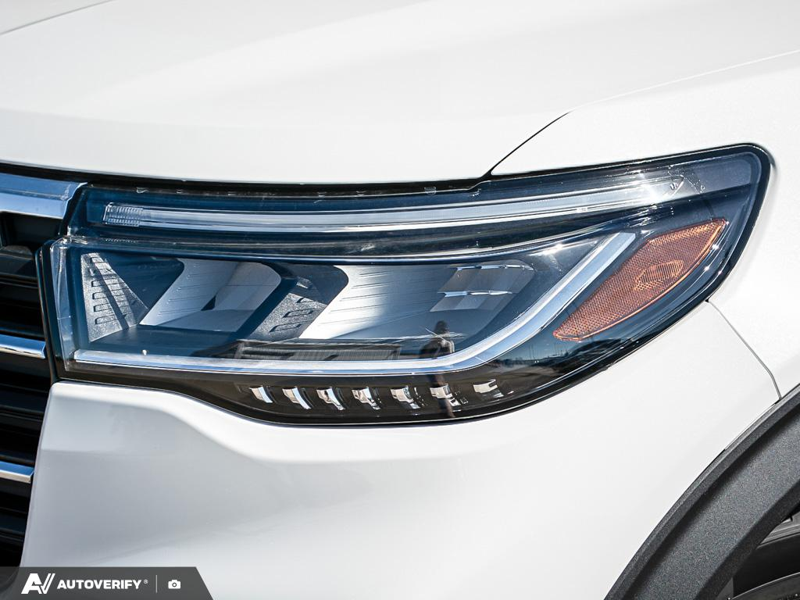 NEW 2026 Ford Explorer Active - Star White Tri-coat Metallic Exterior / DARK SPACE GREY ACTIVEX Interior - $59,137 - Stock #D60559 - VIN 1FMUK8DH5TGB84370 - Photo 10