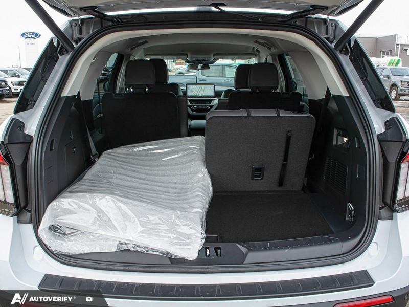 NEW 2026 Ford Explorer Active - Space White Metallic Exterior / DARK SPACE GREY ACTIVEX Interior - $57,457 - Stock #D60254 - VIN 1FMUK8DH9TGB01975 - Photo 11
