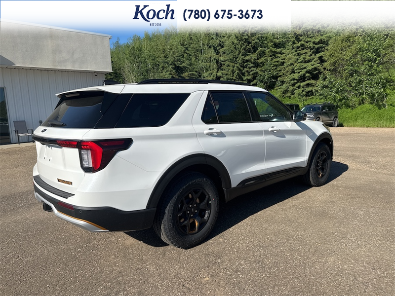NEW 2026 Ford Explorer Tremor - Star White Tri-Coat Exterior / ONYX, HEAT/VENTILATED MIKO SUEDE SPORT CAPTAIN'S CHAIRS Interior - $66,780 - Stock #A26207 - VIN 1FMUK8JH7TGB86660 - Photo 11